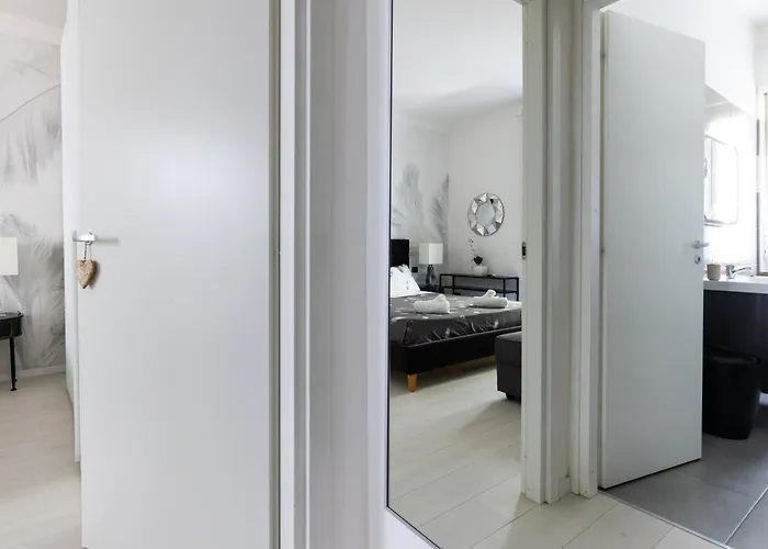 Dimora Santa Chiara Apartment *
